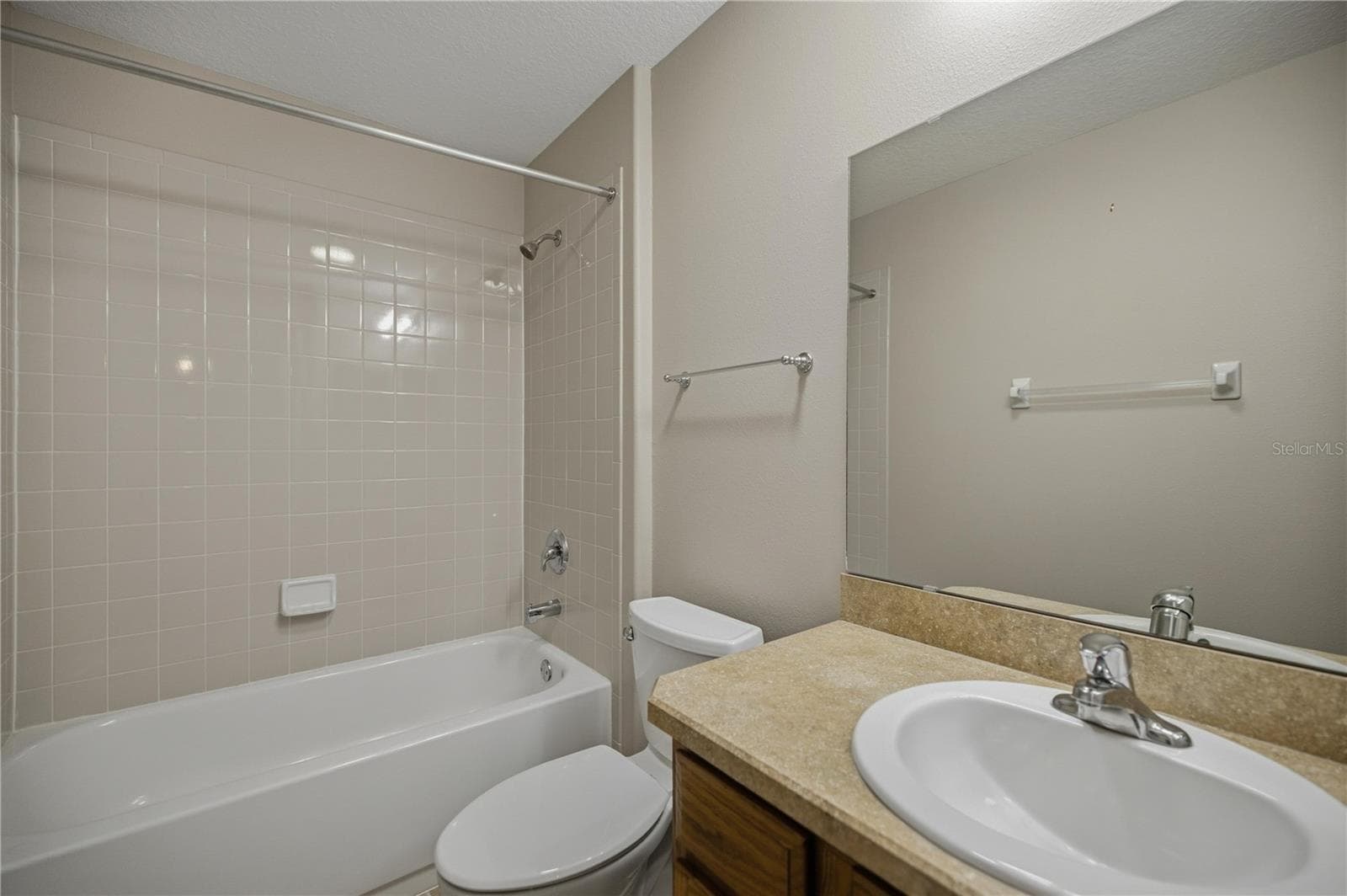 Second bathroom - 15673 SW 11TH TERRACE RD, OCALA