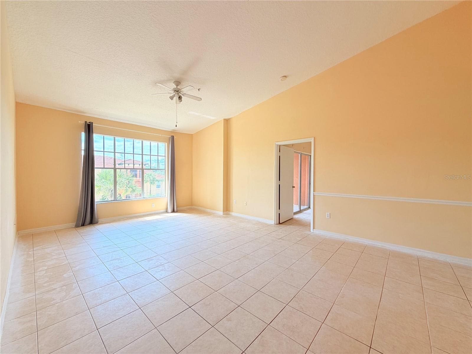 Condominium at 5500 METROWEST BLVD #14-308, ORLANDO, photo 2 of 13