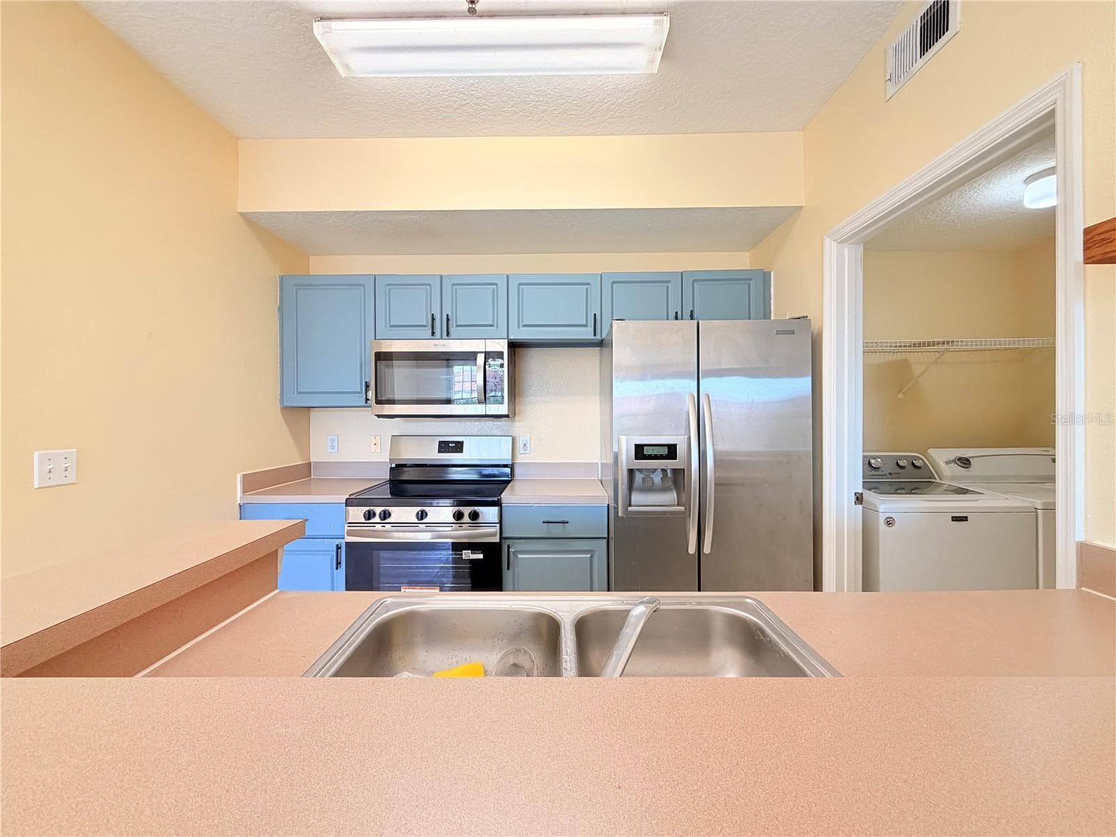 Condominium at 5500 METROWEST BLVD #14-308, ORLANDO, photo 9 of 13