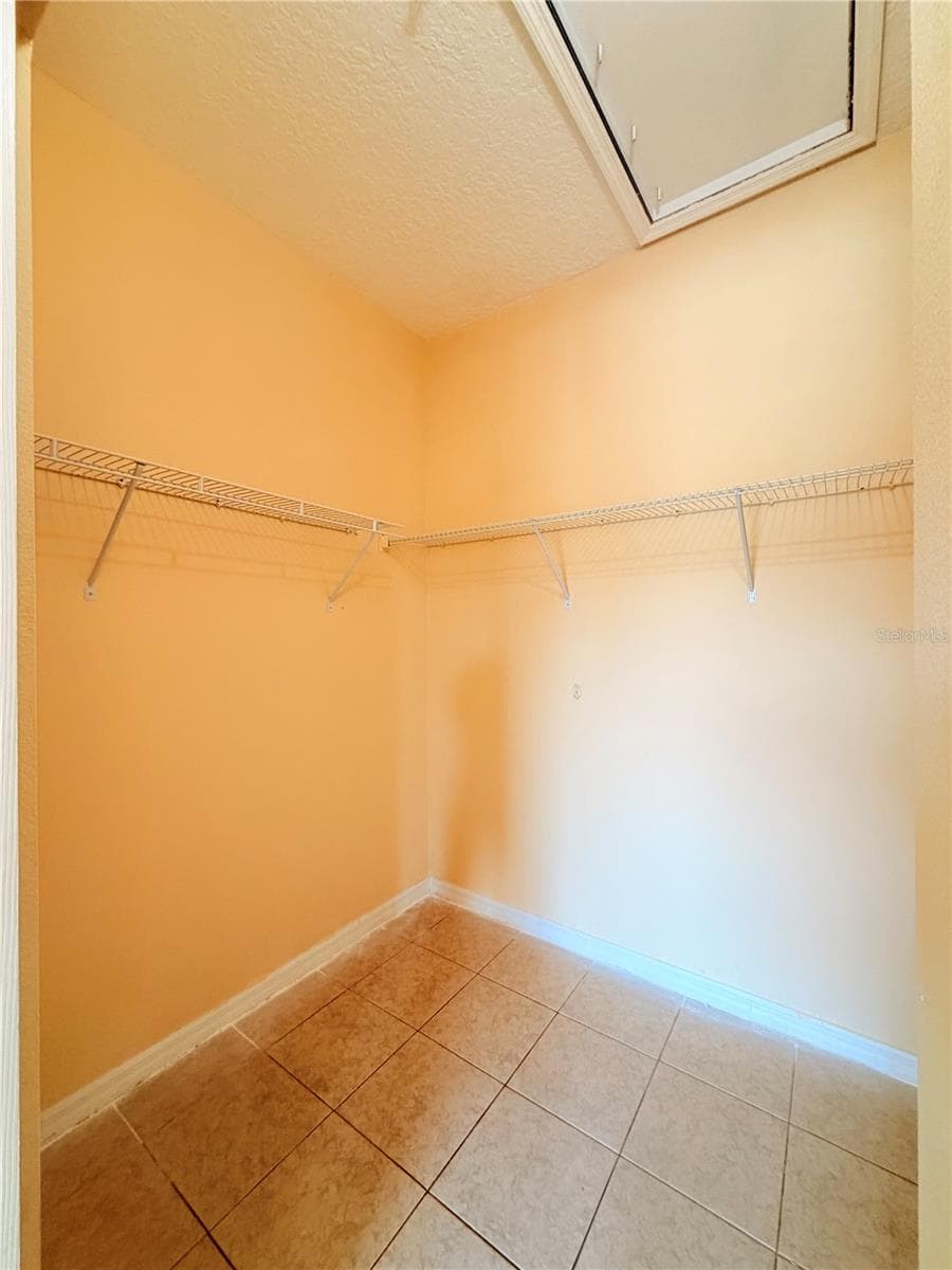 Condominium at 5500 METROWEST BLVD #14-308, ORLANDO, photo 12 of 13