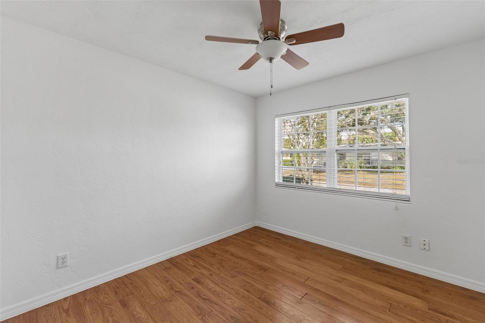 Single Family Residence at 2 ROBBEN TER, DAYTONA BEACH, photo 13 of 26