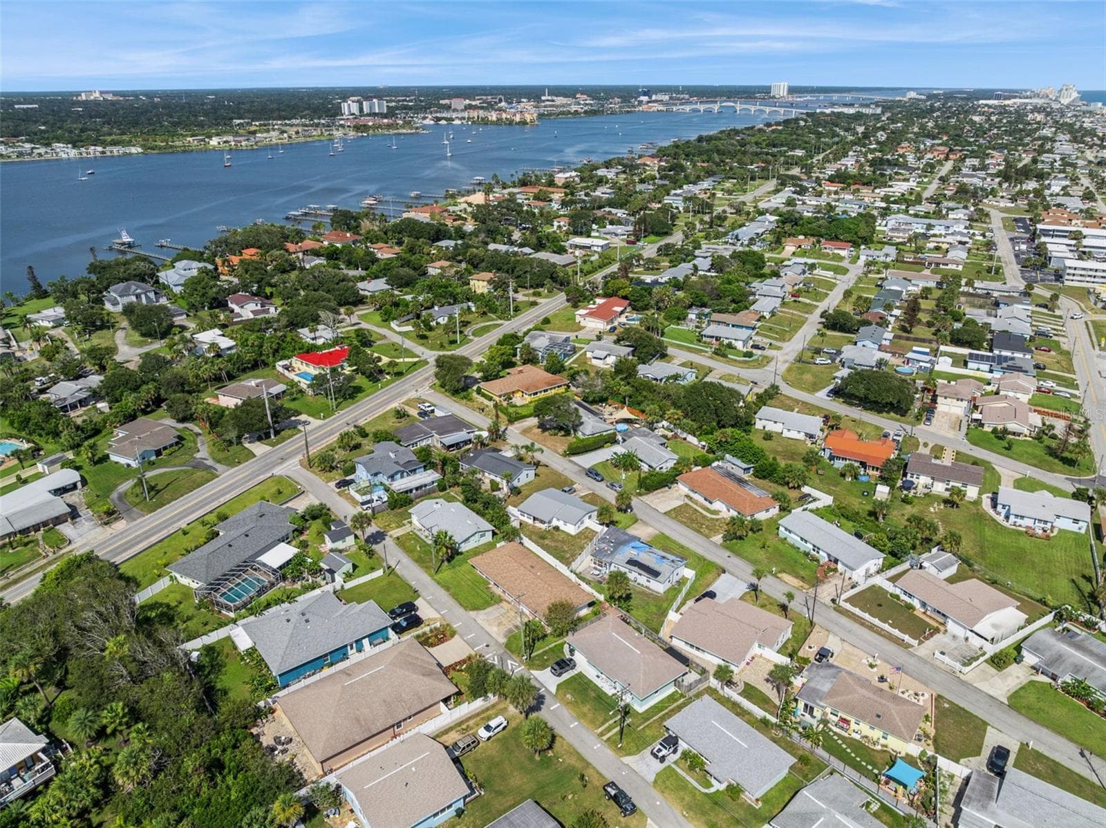 Single Family Residence at 2 ROBBEN TER, DAYTONA BEACH, photo 22 of 26