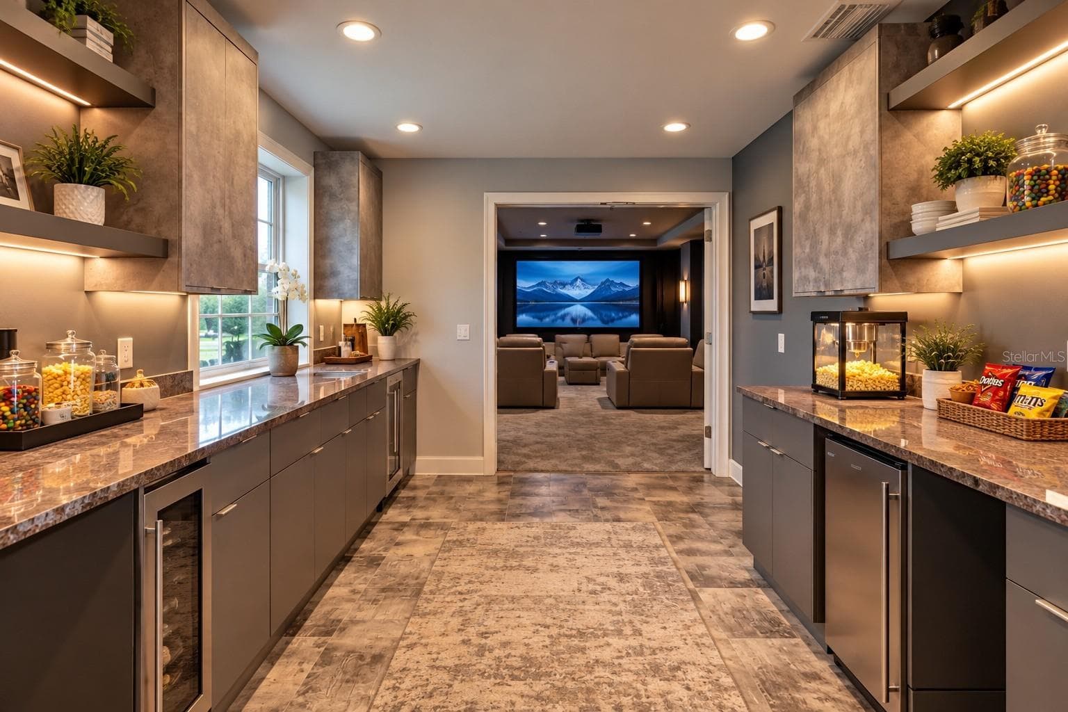 VS Snack Room - 2015 HALIFAX DR, PORT ORANGE