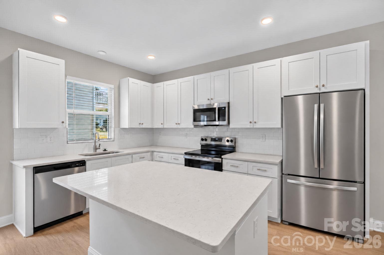 Townhouse at 3535 Avalon Avenue, Charlotte, photo 9 of 22