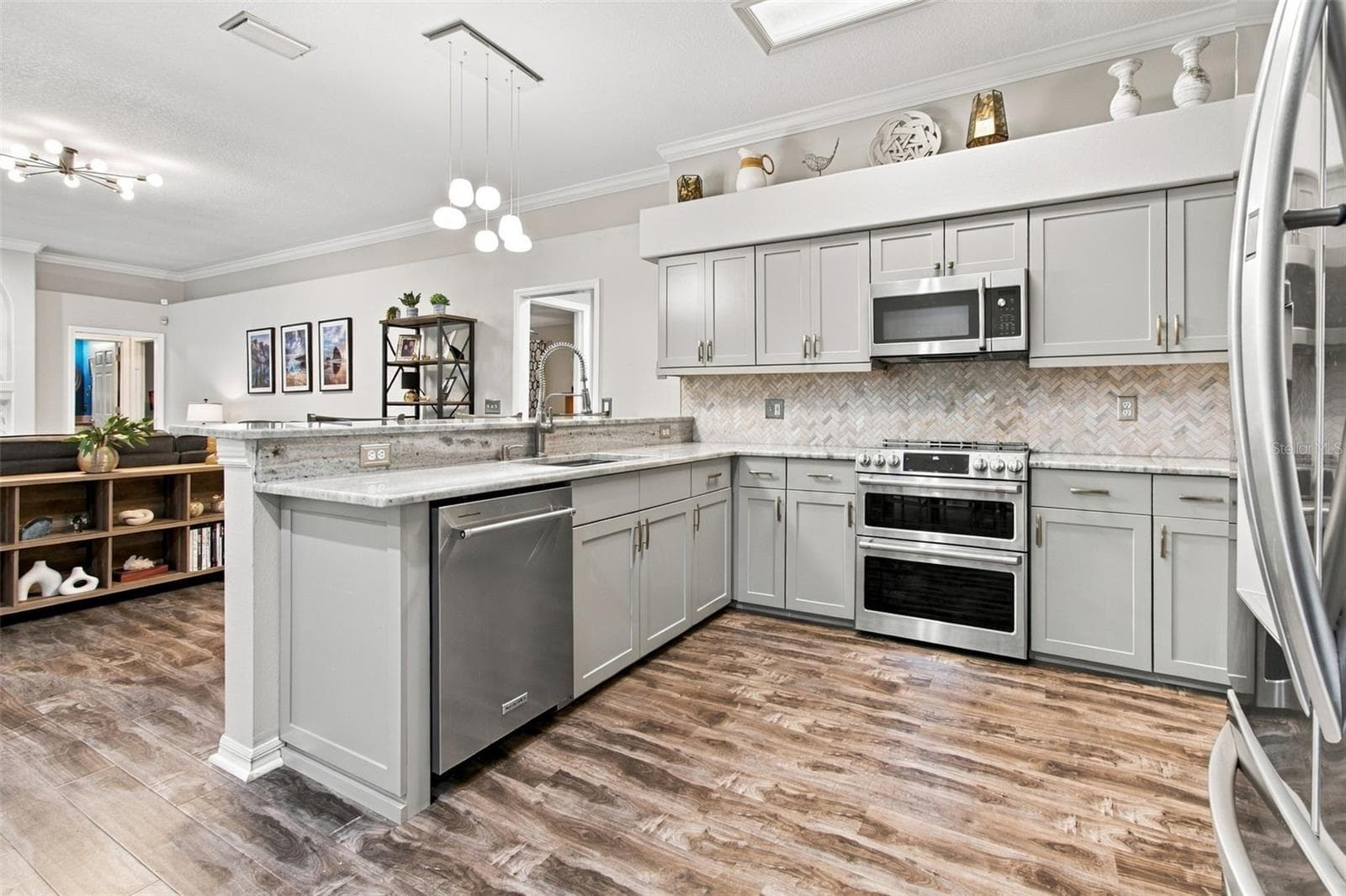 Single Family Residence at 6901 AQUEDUCT TER, ODESSA, photo 3 of 79