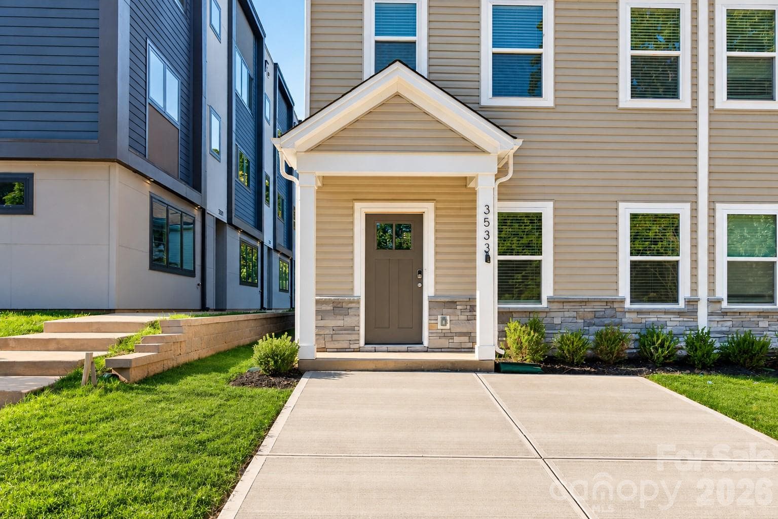 Townhouse at 3533 Avalon Avenue, Charlotte, photo 3 of 25