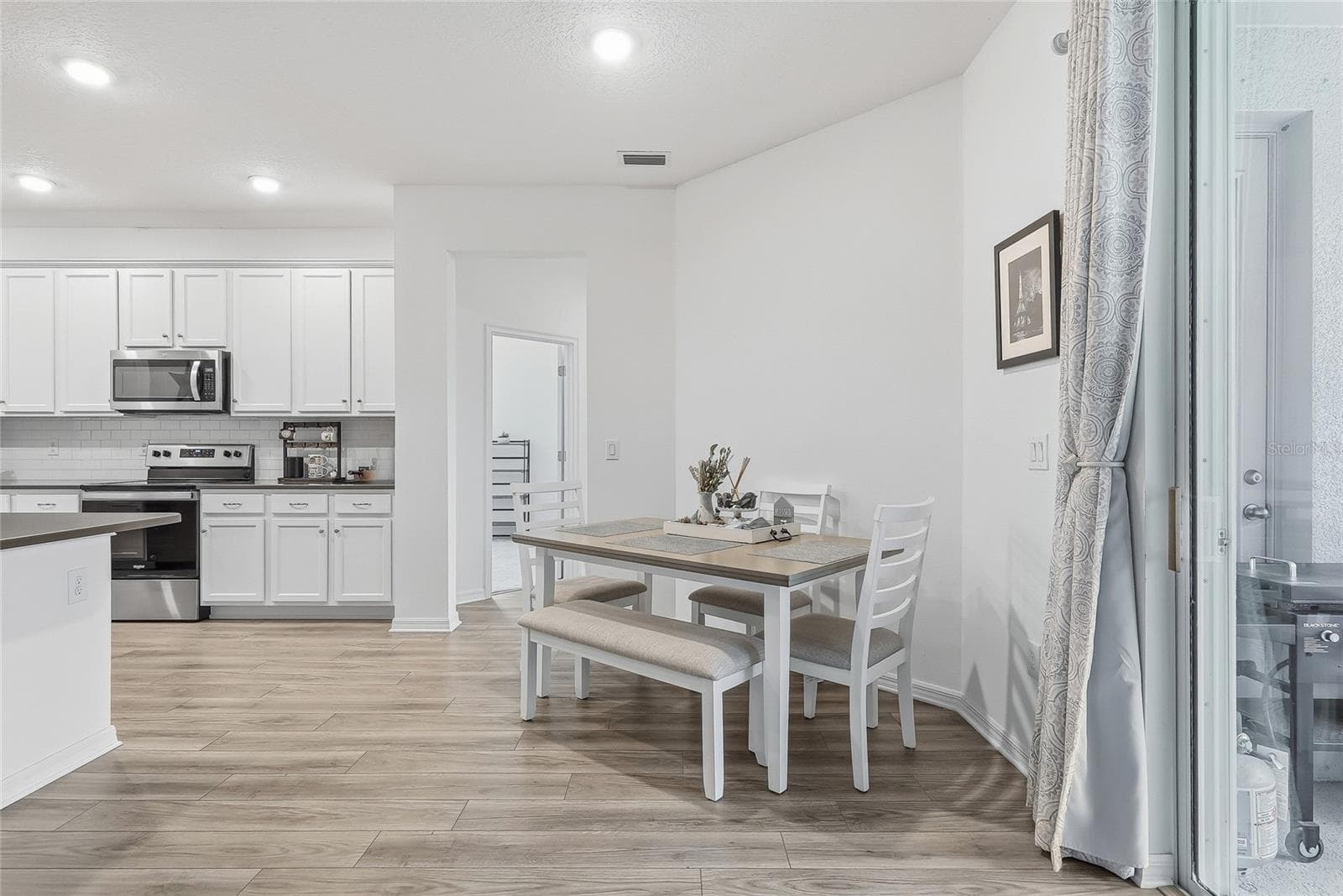 Single Family Residence at 5311 GAVELLA CV, PALMETTO, photo 12 of 54