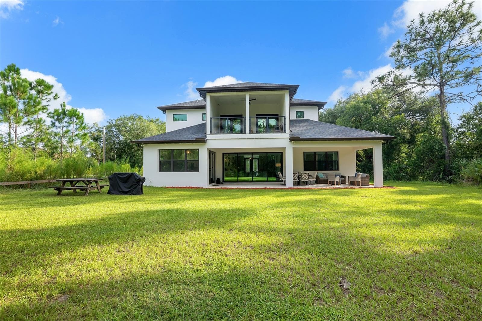 Single Family Residence at 19811 MARDI GRAS ST, ORLANDO, photo 6 of 48