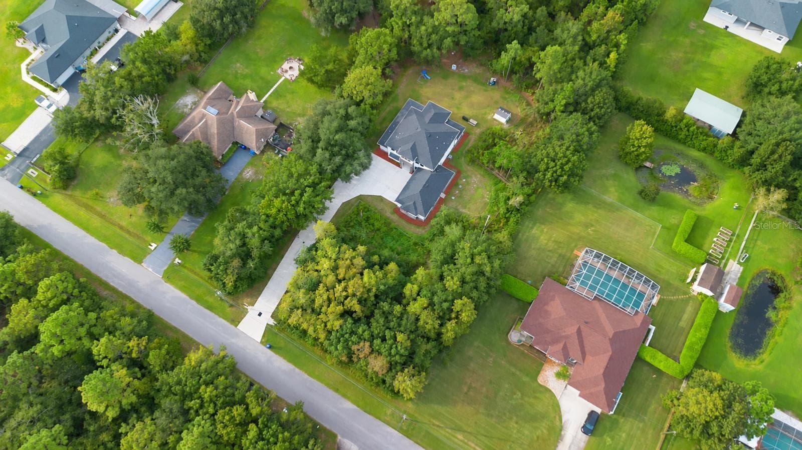 Single Family Residence at 19811 MARDI GRAS ST, ORLANDO, photo 46 of 48