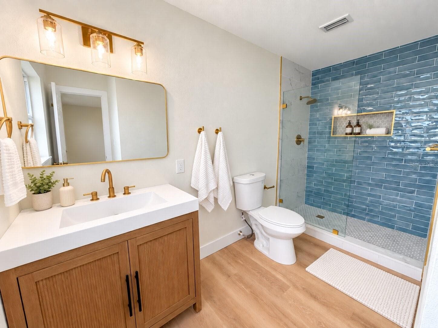 Single Family Residence at 1546 66TH AVE S, ST PETERSBURG, photo 4 of 17