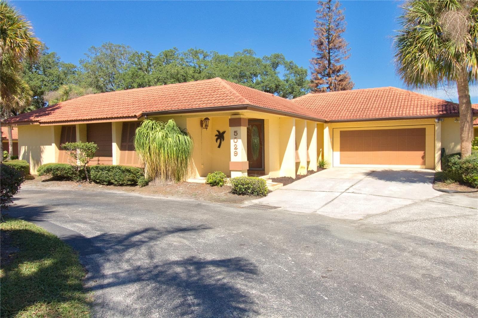 5029 MAUI CIR