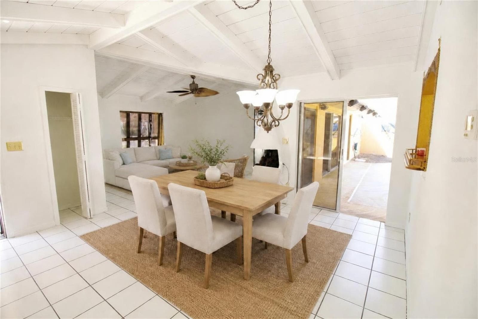 5029 MAUI CIR