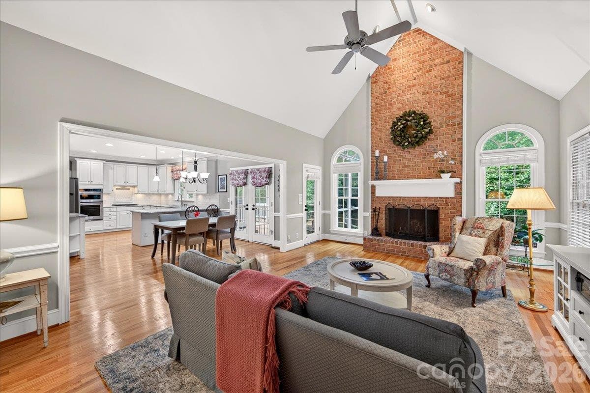 Single Family Residence at 5919 Derry Hill Place, Charlotte, photo 16 of 43