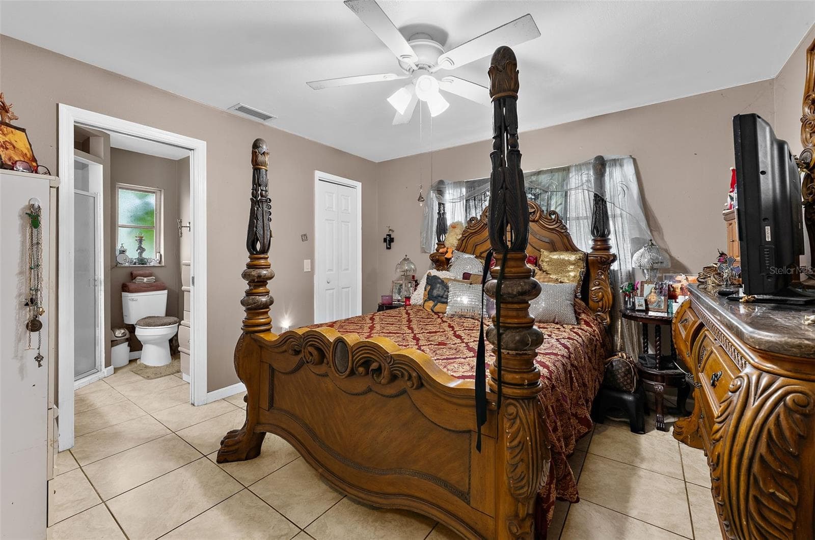 Single Family Residence at 620 BURKE RD, VENICE, photo 14 of 39