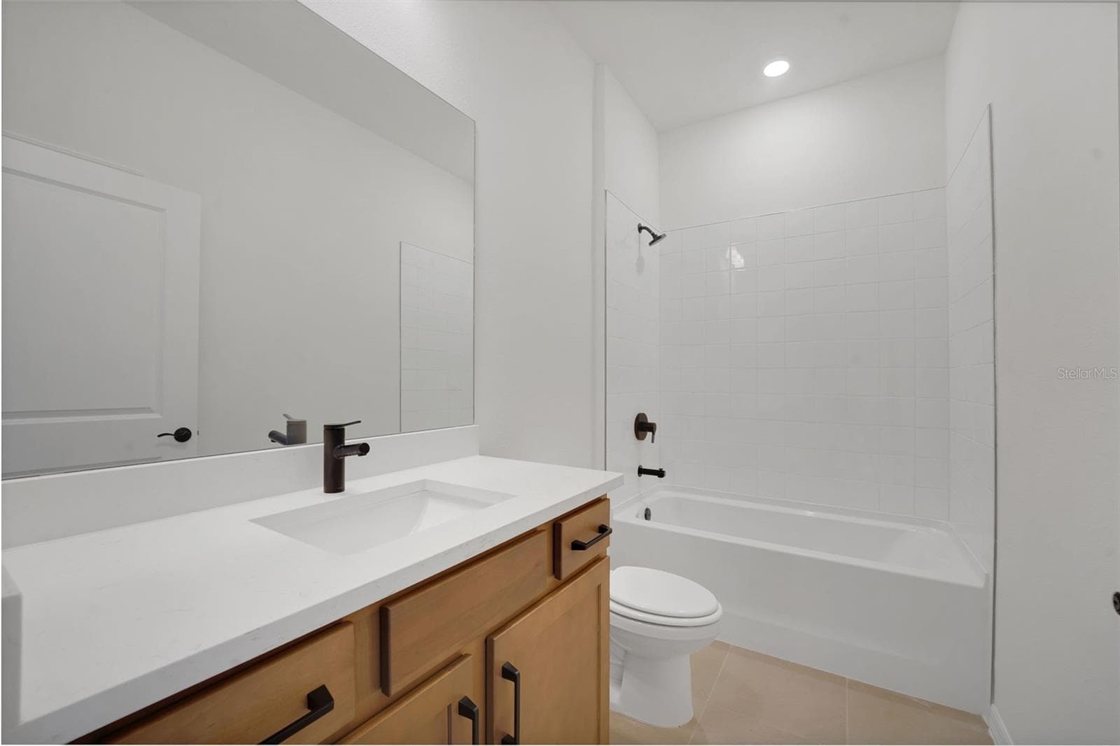 Single Family Residence at 7815 GLEN LILY PL, PARRISH, photo 9 of 41