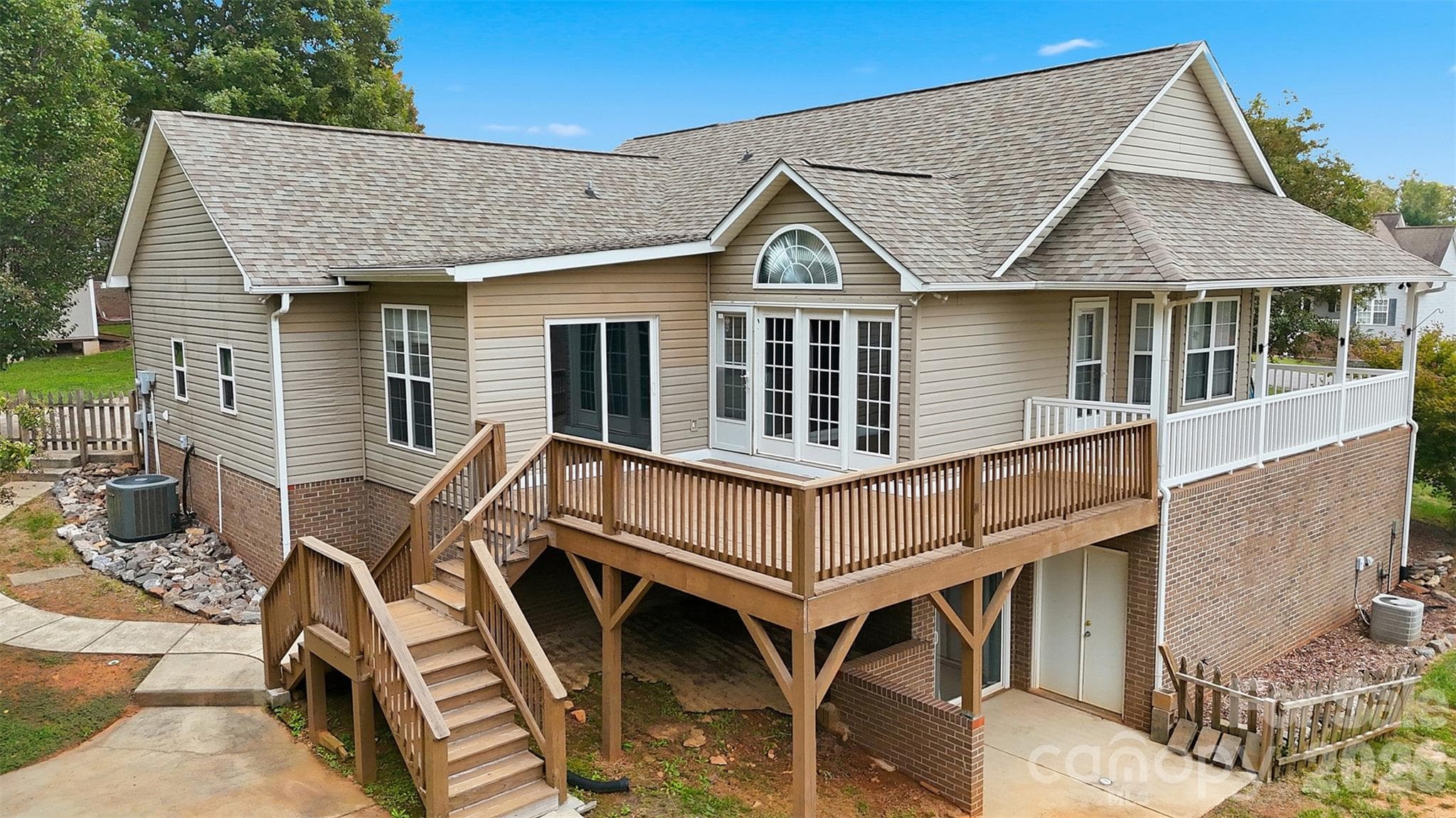 Single Family Residence at 217 Sundance Circle, Statesville, photo 2 of 47