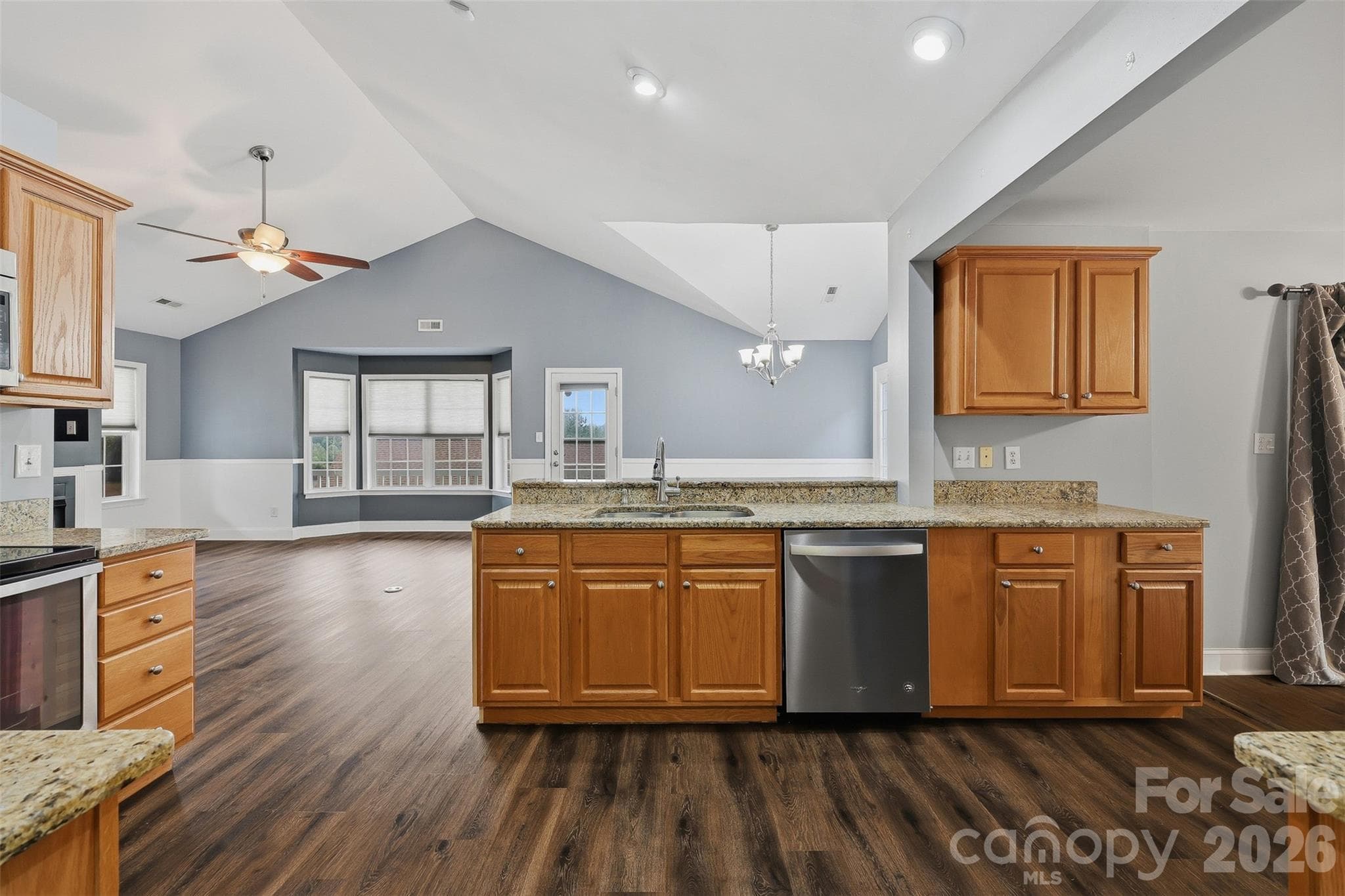 Single Family Residence at 217 Sundance Circle, Statesville, photo 11 of 47