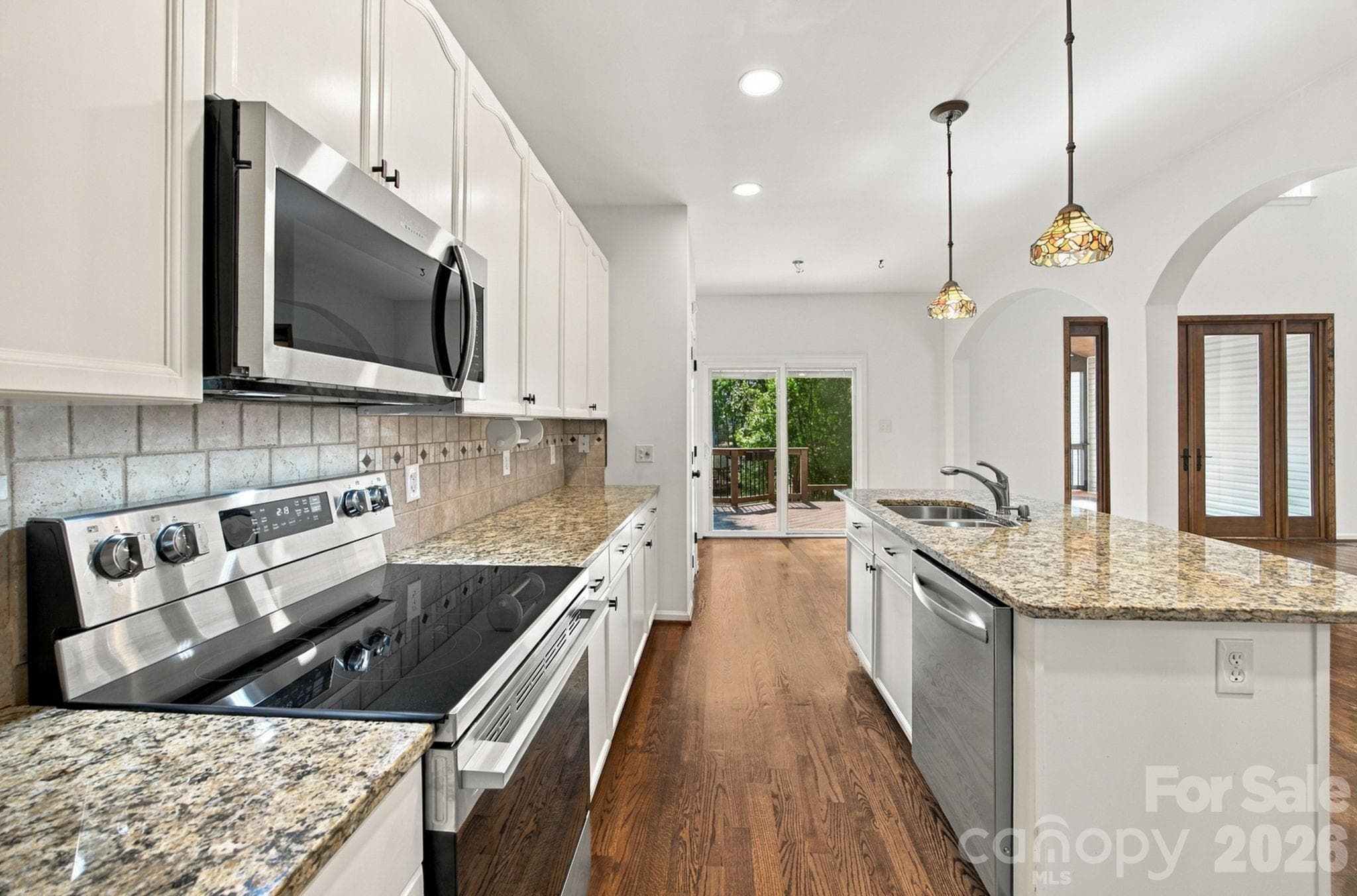 New electric appliances - 3774 Gordon Road, Terrell