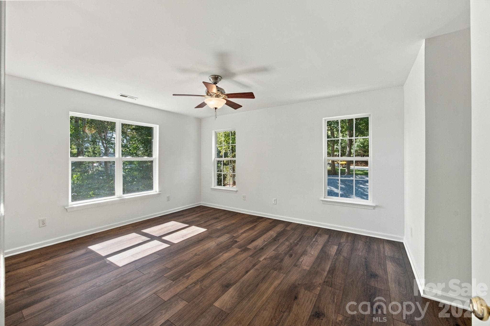 Upper level primary suite - 3774 Gordon Road, Terrell