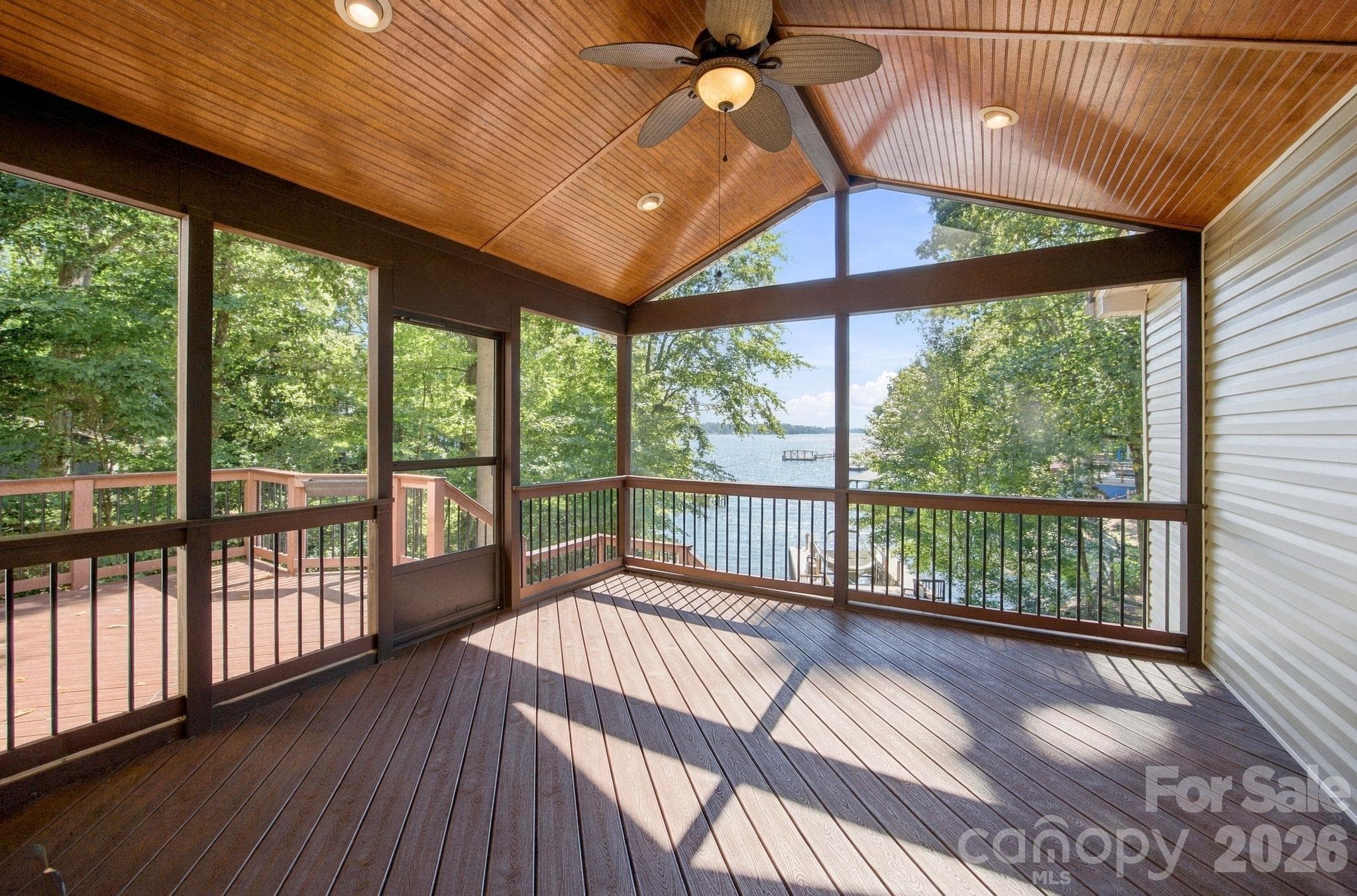 Large screened-in deck off of living room on main level - 3774 Gordon Road, Terrell