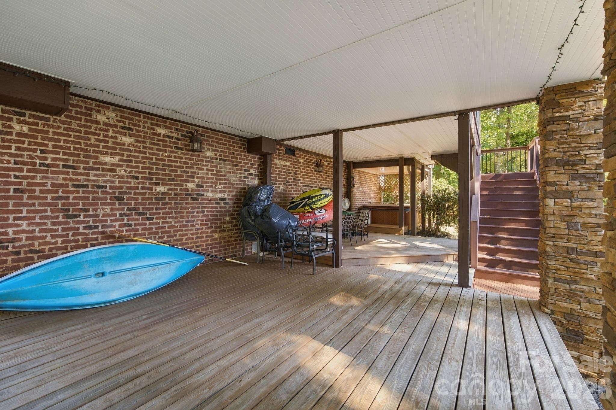 Covered lower deck - 3774 Gordon Road, Terrell