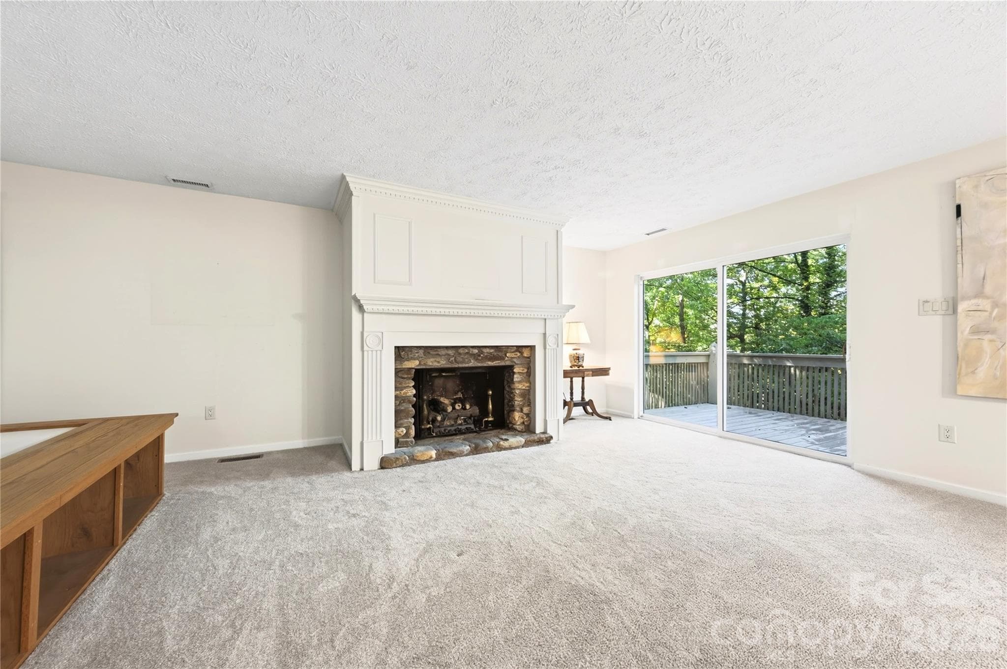 Upper level (main) living room - 112 Rhododendron Avenue, Black Mountain