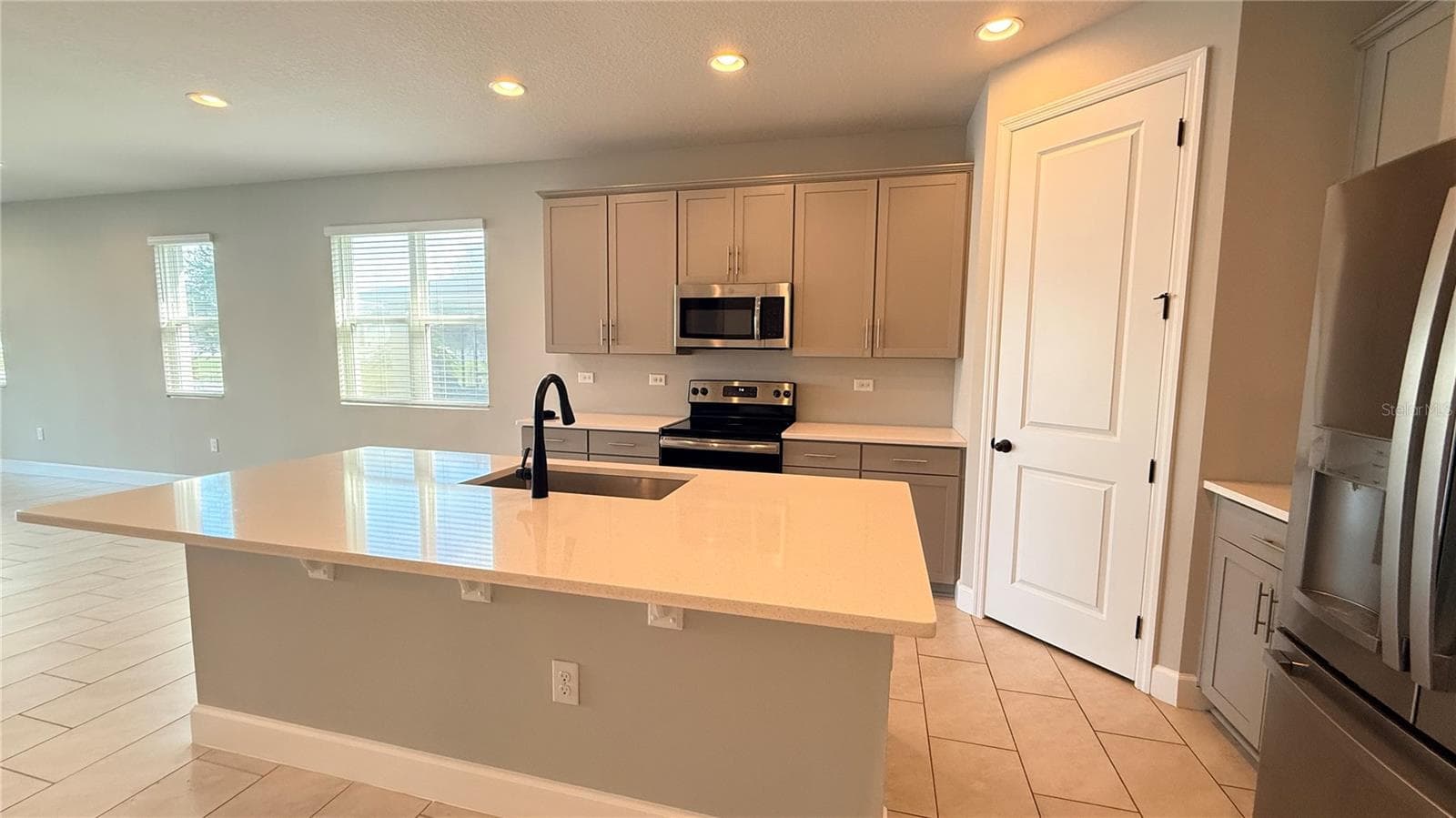 Single Family Residence at 3550 BRISTOL COVE LN, ST CLOUD, photo 14 of 49