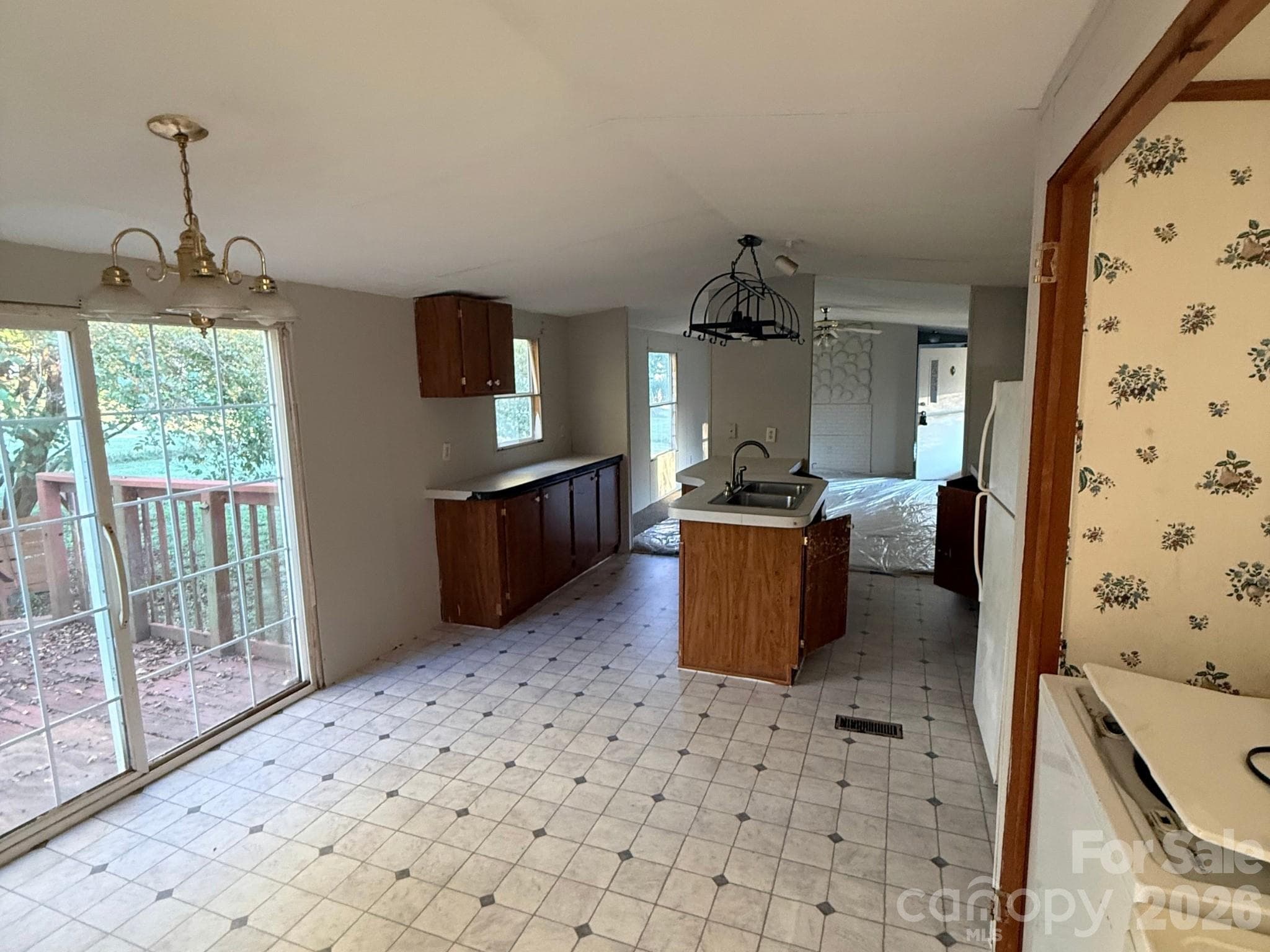Single Family Residence at Newton, photo 8 of 24