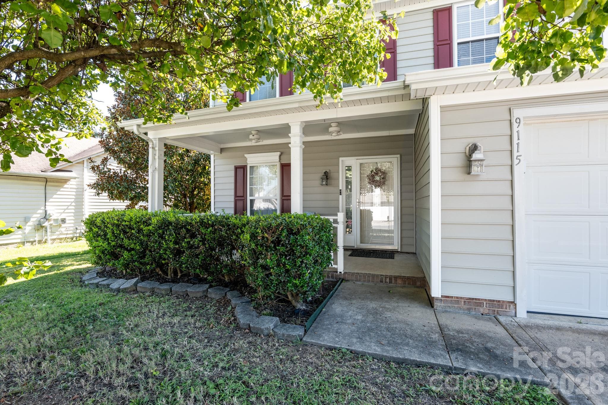 Single Family Residence at 9115 Swallow Tail Lane, Charlotte, photo 2 of 29