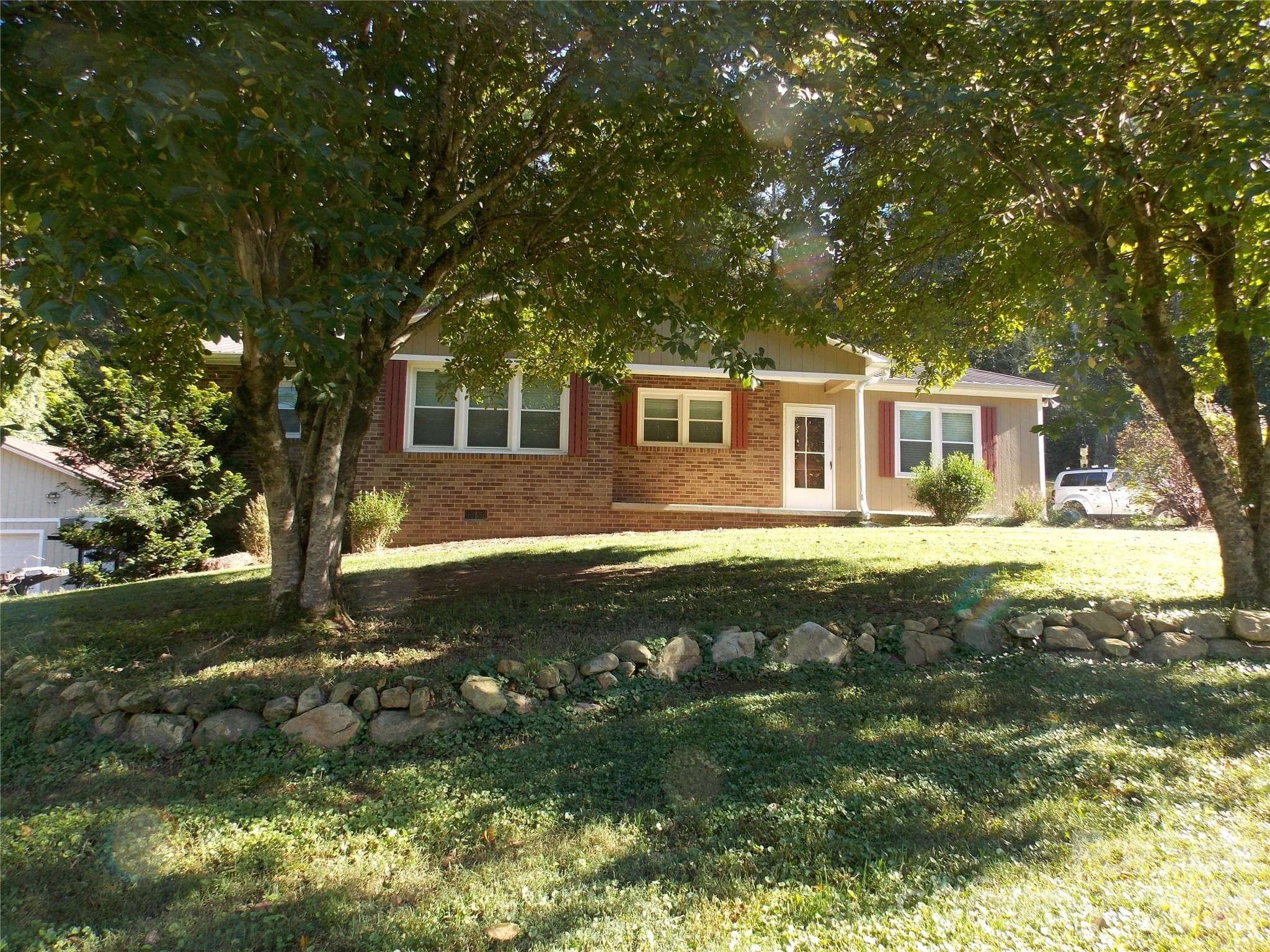 3185 Deerbrook Road