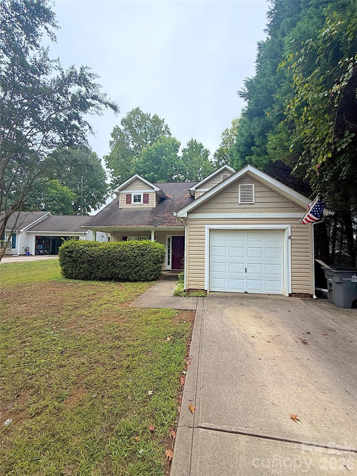 2320 Chantilly Court