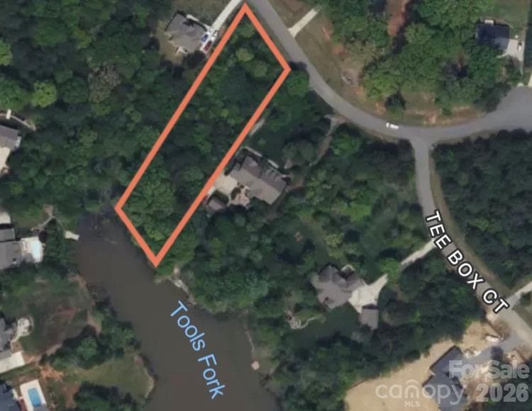 Lot at 574 Sand Trap Drive, York, photo 3 of 6