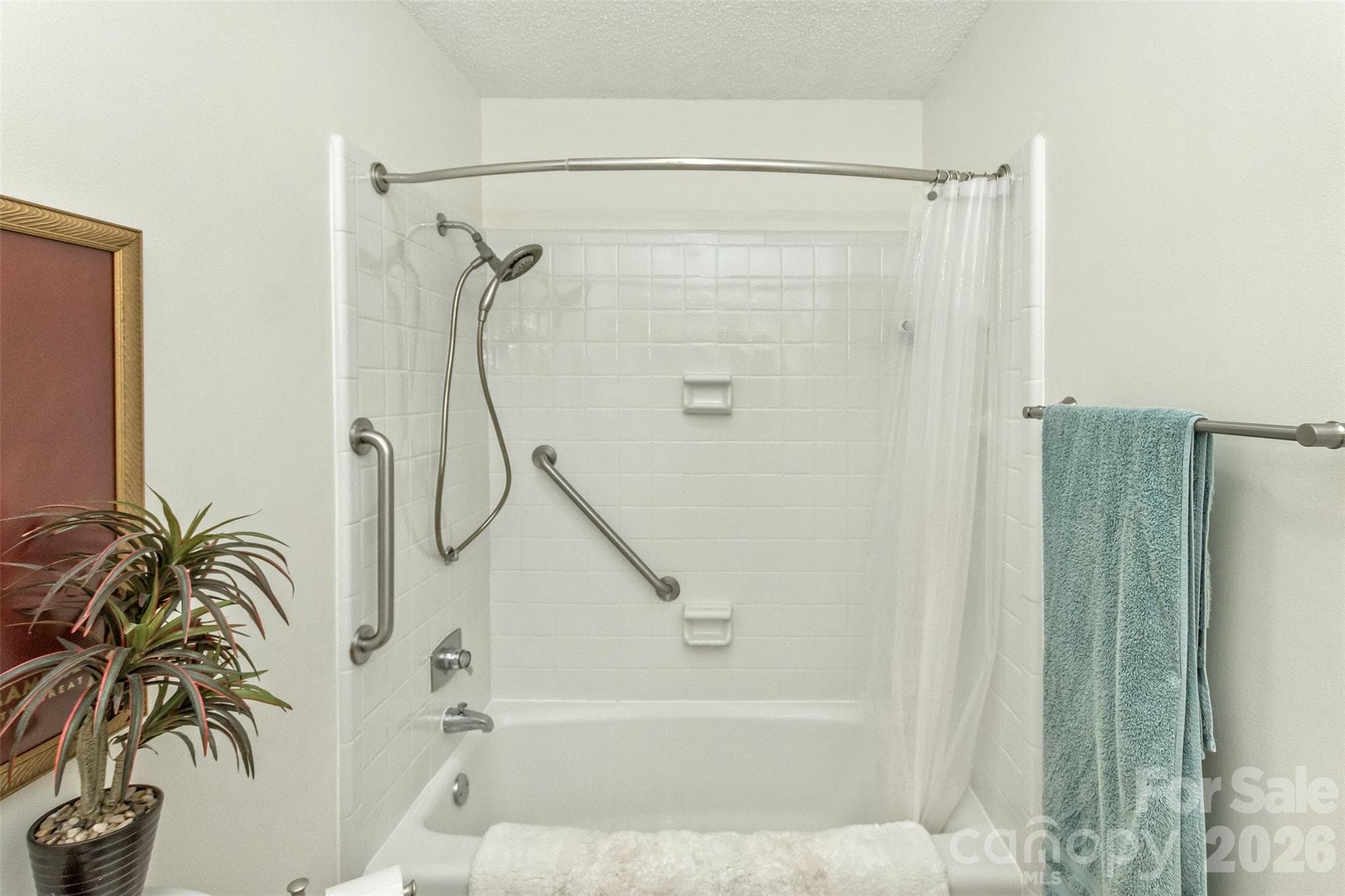 Freshly renovated ensuite bath - 503 Crowfields Lane, Asheville