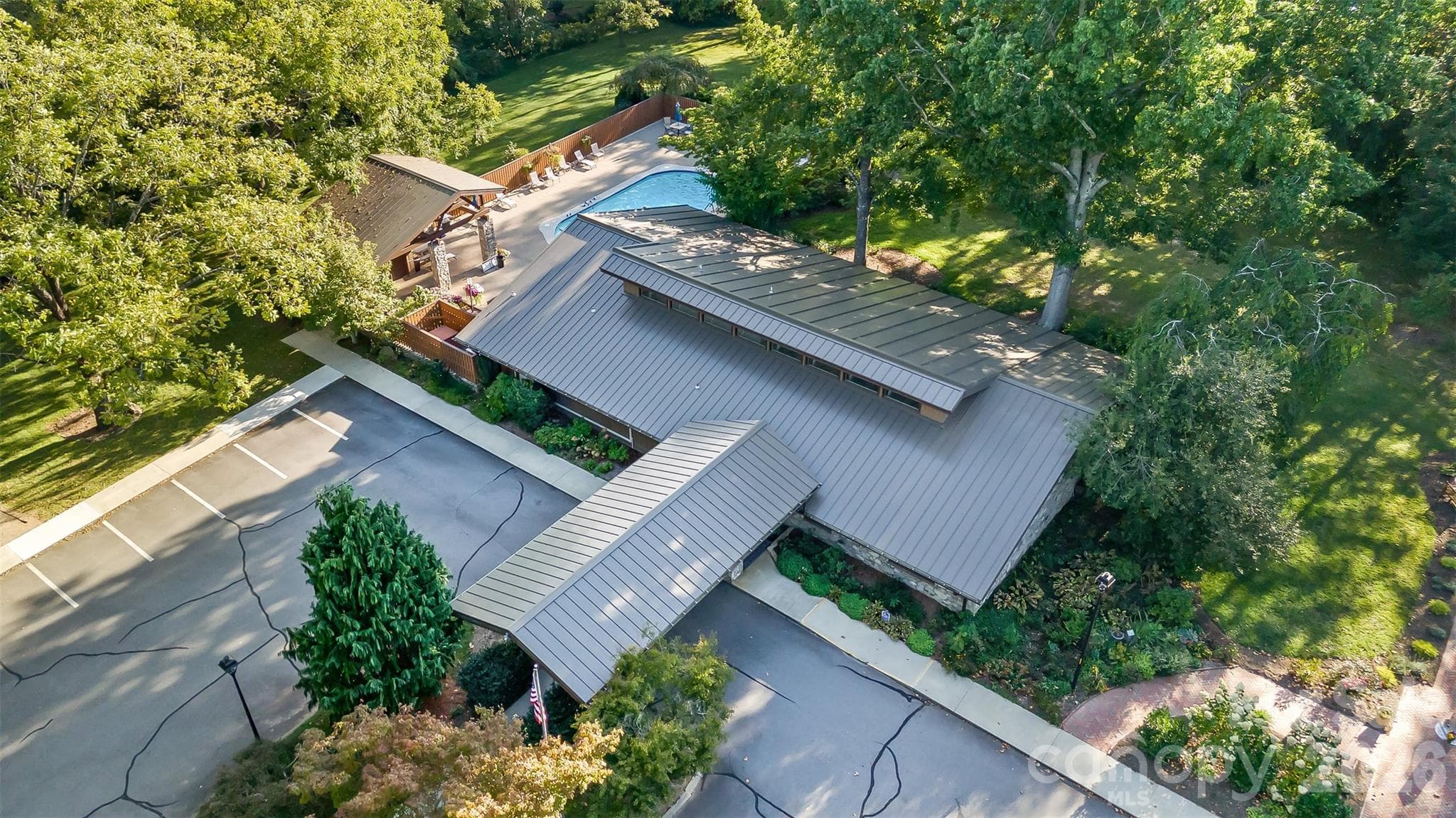 The Clubhouse - 503 Crowfields Lane, Asheville