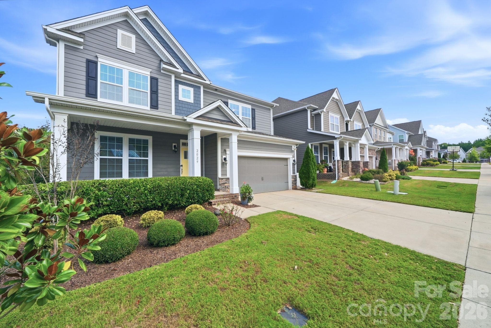 Single Family Residence at 2029 Burton Point Court, Waxhaw, photo 2 of 40