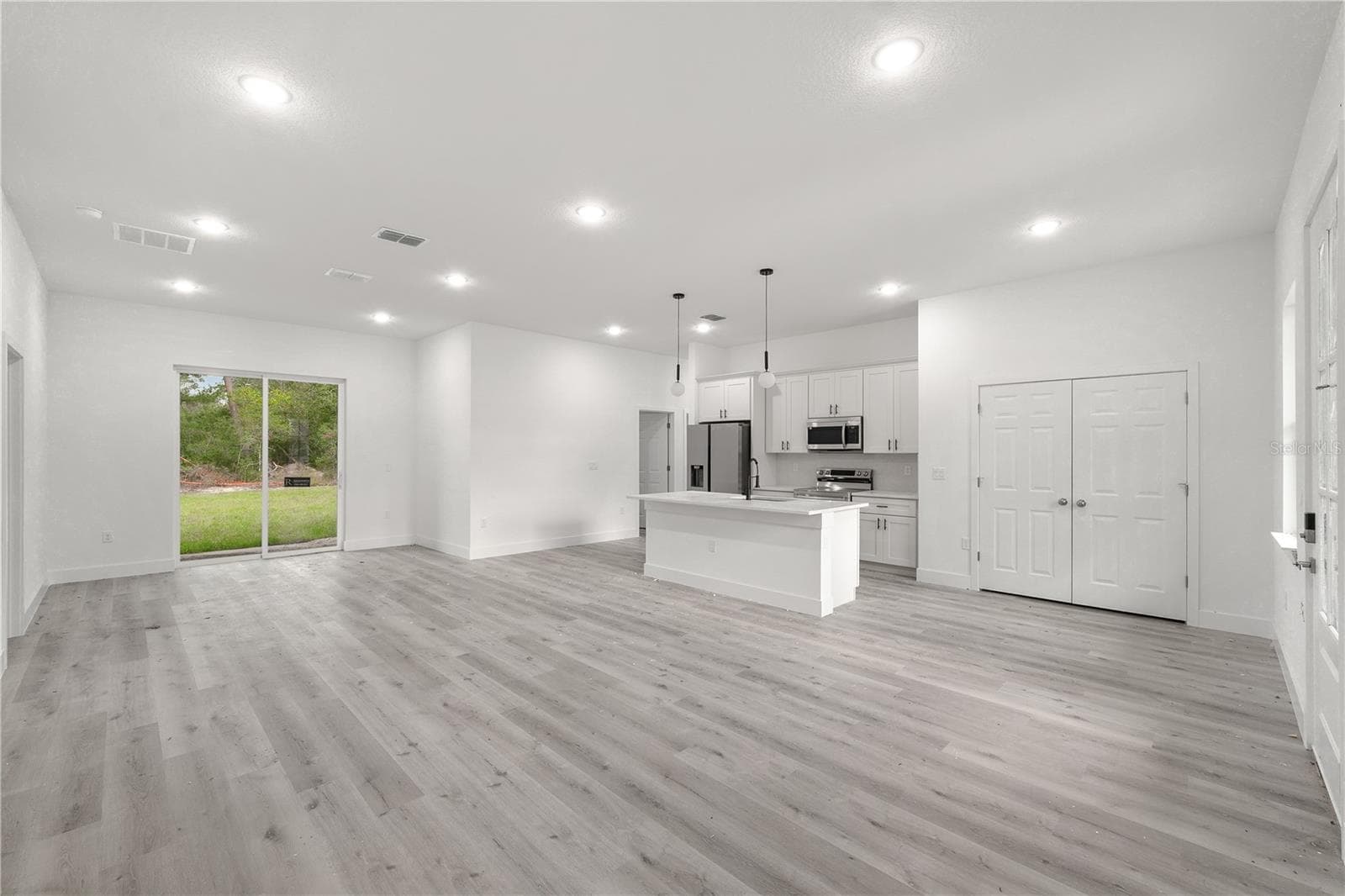 Single Family Residence at 4850 SW 159TH LANE RD, OCALA, photo 7 of 35