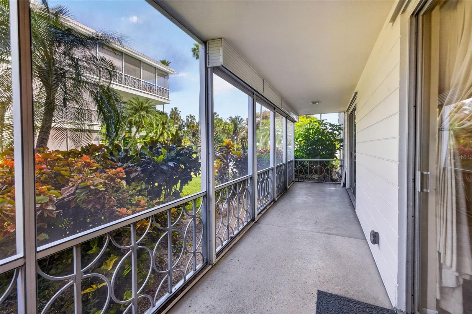 Condominium at 1000 N SHORE DR NE #2, ST PETERSBURG, photo 18 of 34