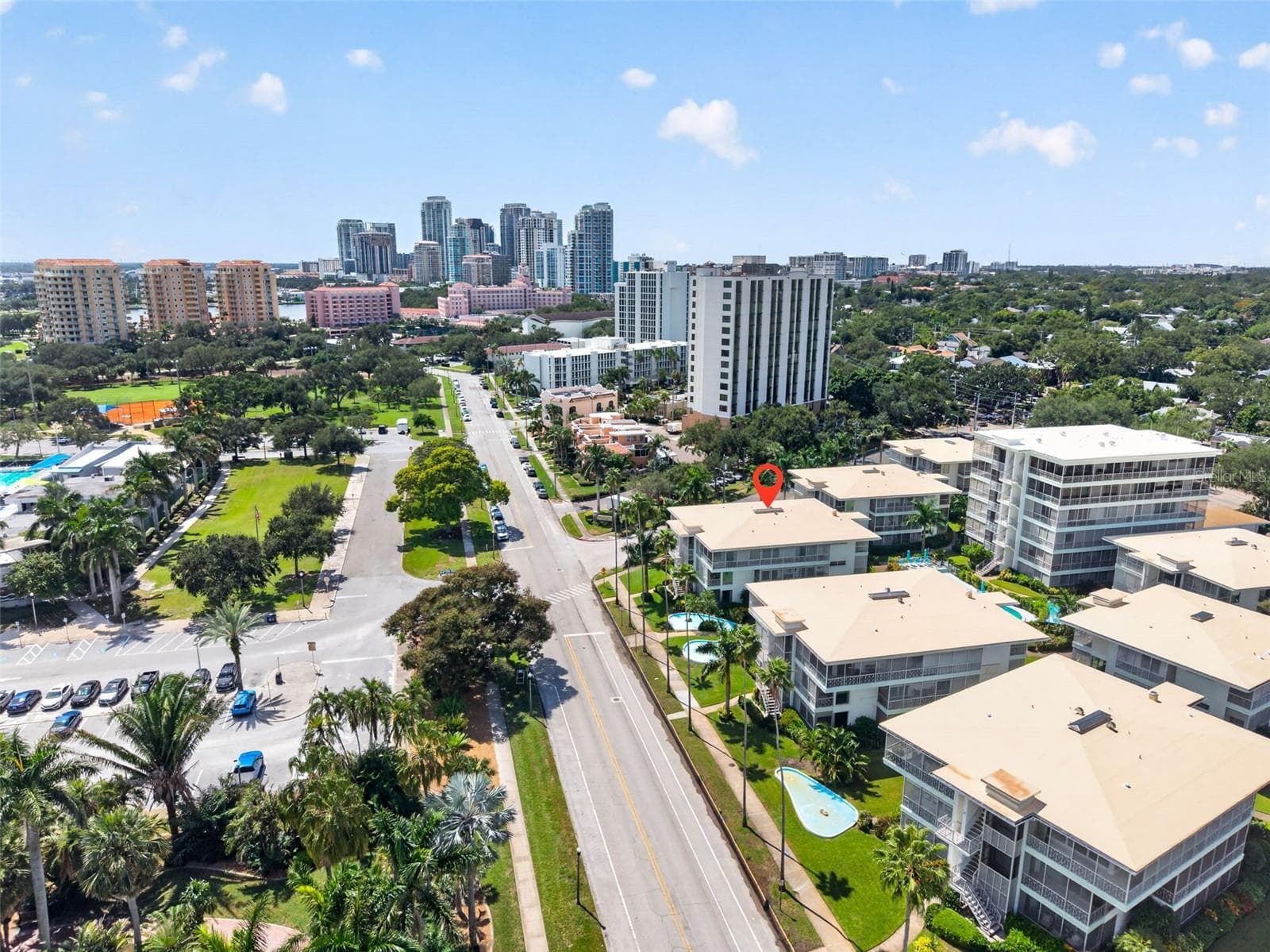 Condominium at 1000 N SHORE DR NE #2, ST PETERSBURG, photo 28 of 34