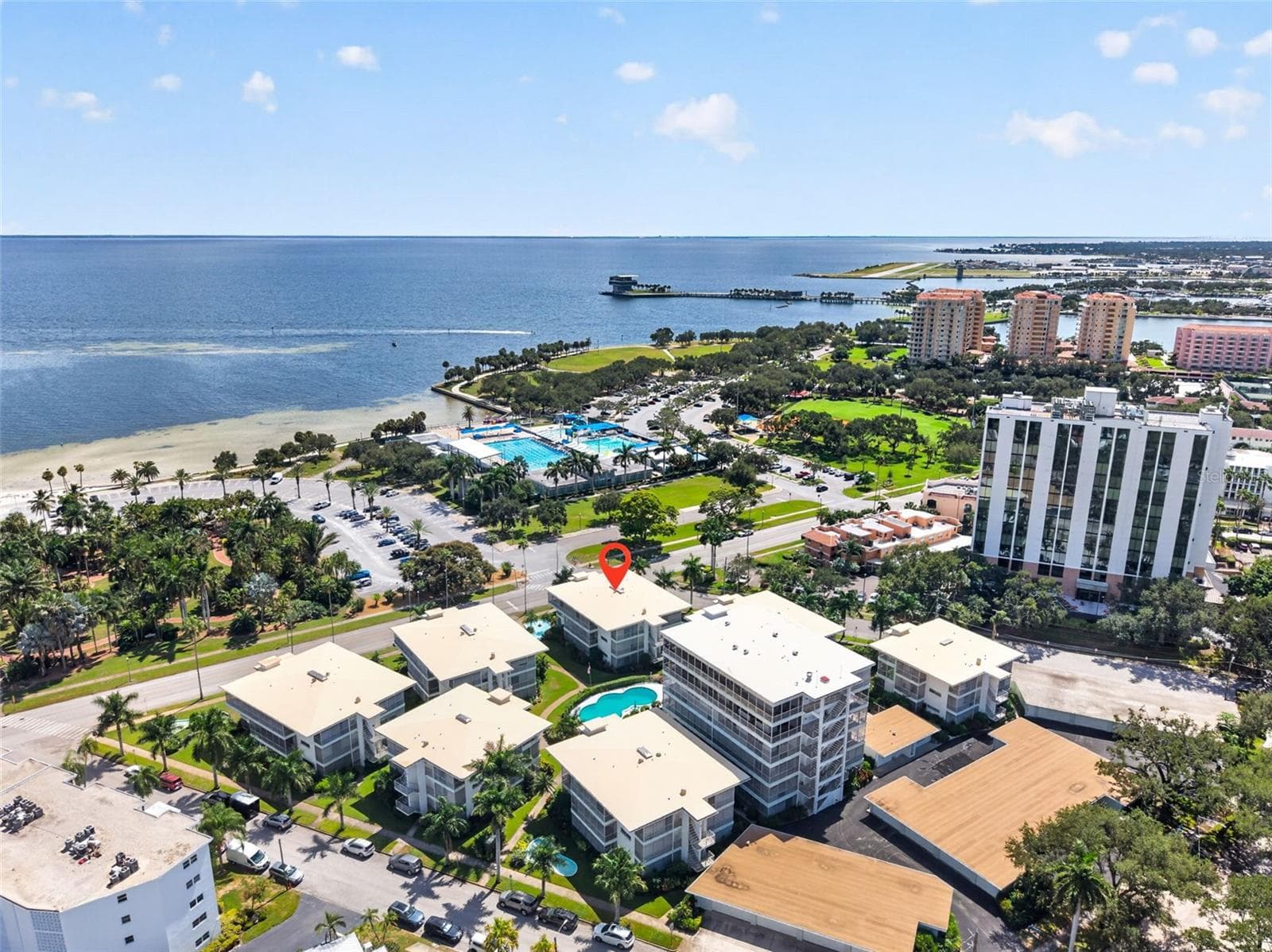 Condominium at 1000 N SHORE DR NE #2, ST PETERSBURG, photo 30 of 34