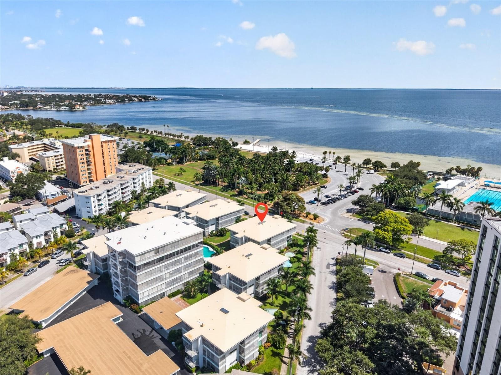 Condominium at 1000 N SHORE DR NE #2, ST PETERSBURG, photo 31 of 34