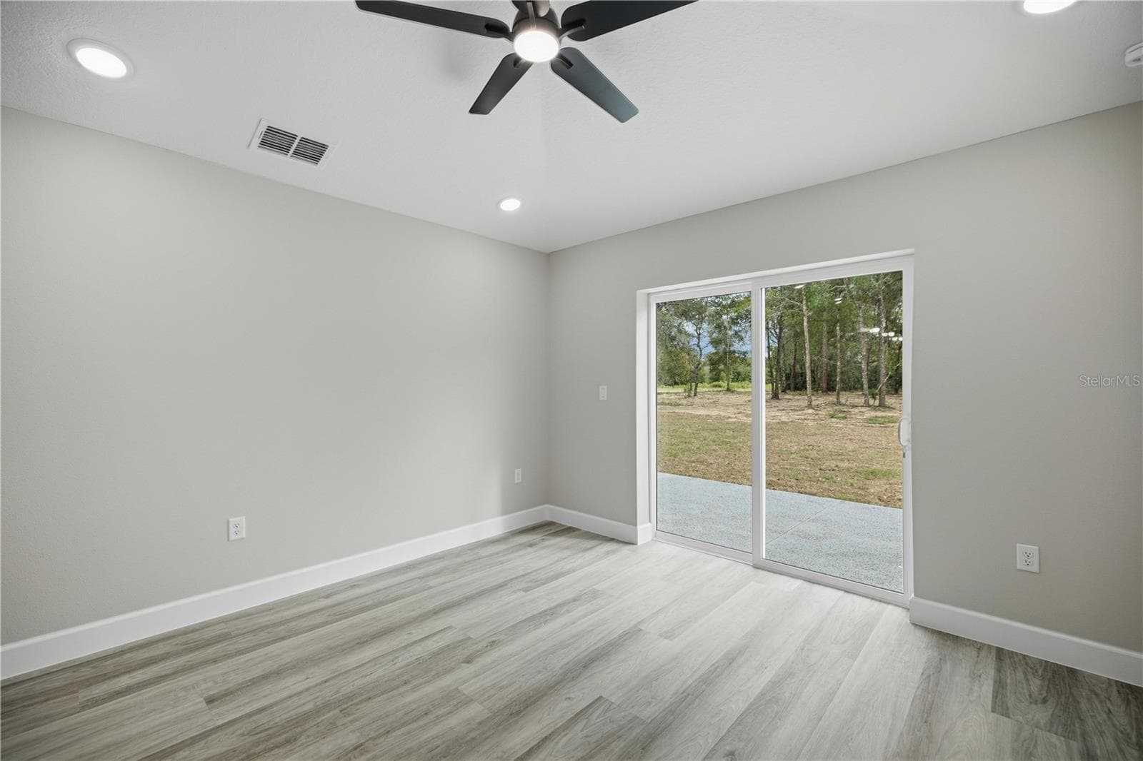 Single Family Residence at 22010 SW BEACH BLVD, DUNNELLON, photo 11 of 31