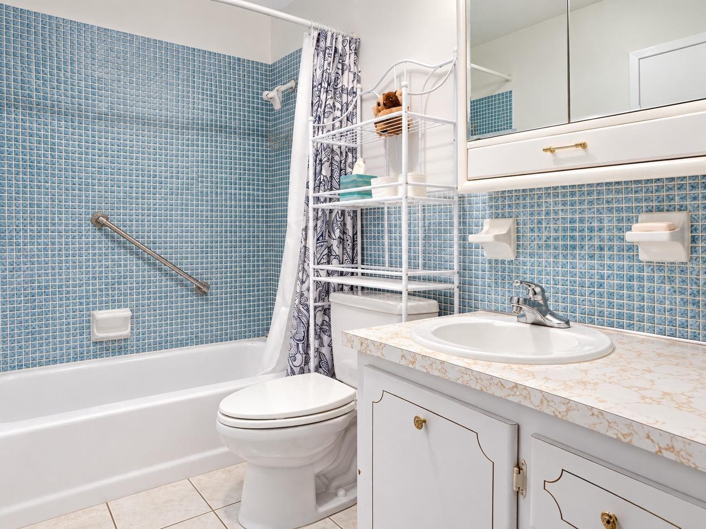 Condominium at 5900 21ST ST N #6, ST PETERSBURG, photo 12 of 17