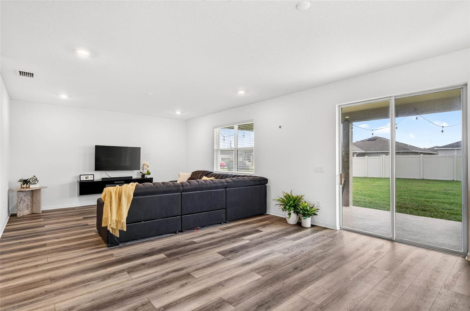 Single Family Residence at 6384 BURNING OPAL BND, LAND O LAKES, photo 15 of 51