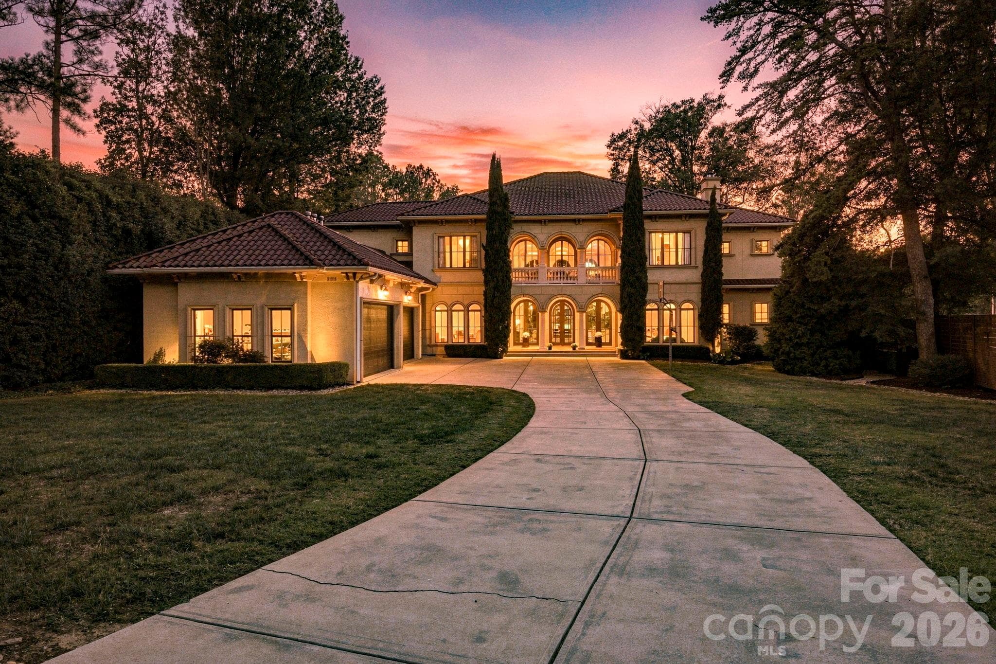 Luxury at it's best! - 21215 Senlac Lane, Cornelius