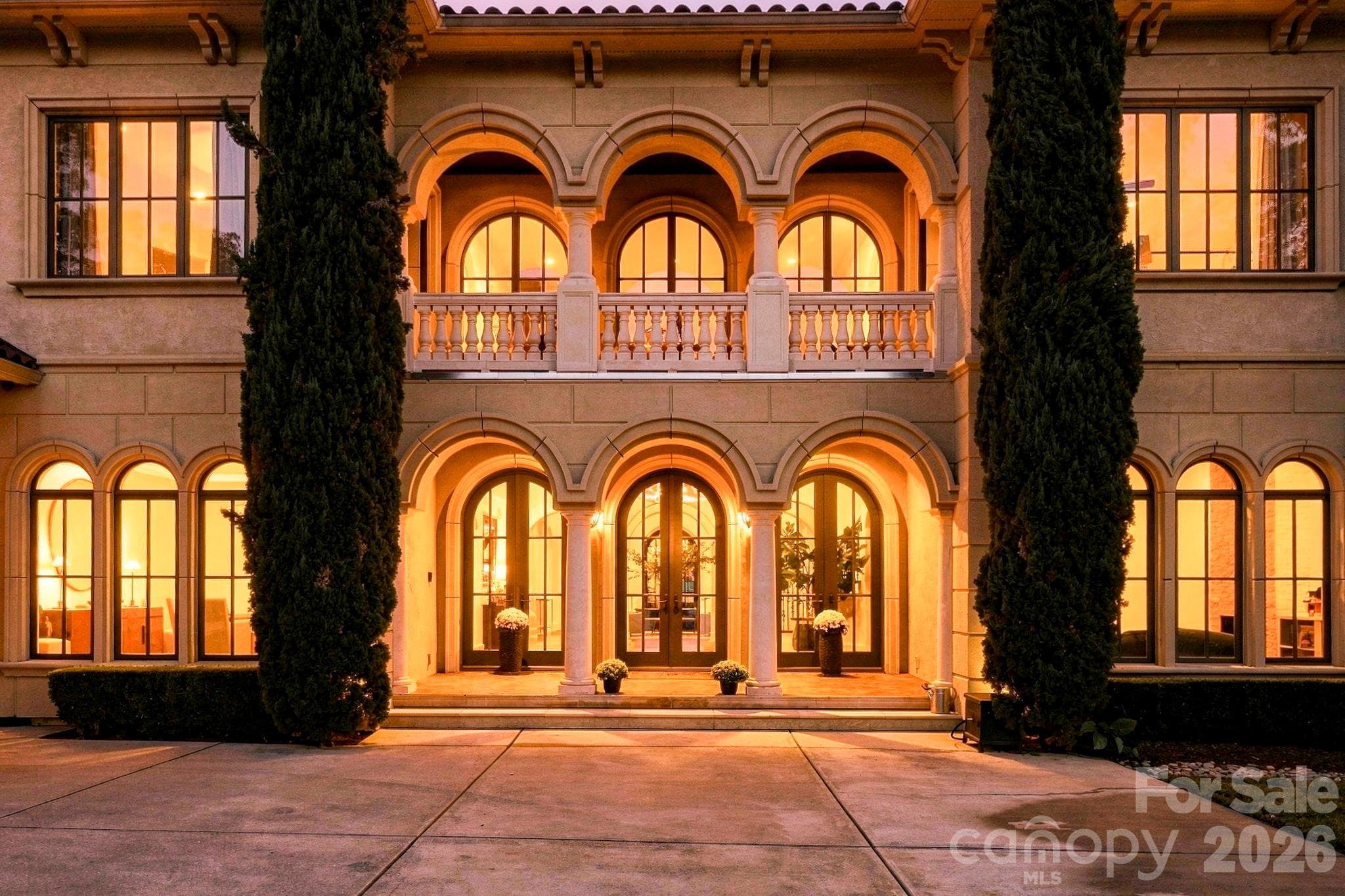 Luxury at it's best! - 21215 Senlac Lane, Cornelius