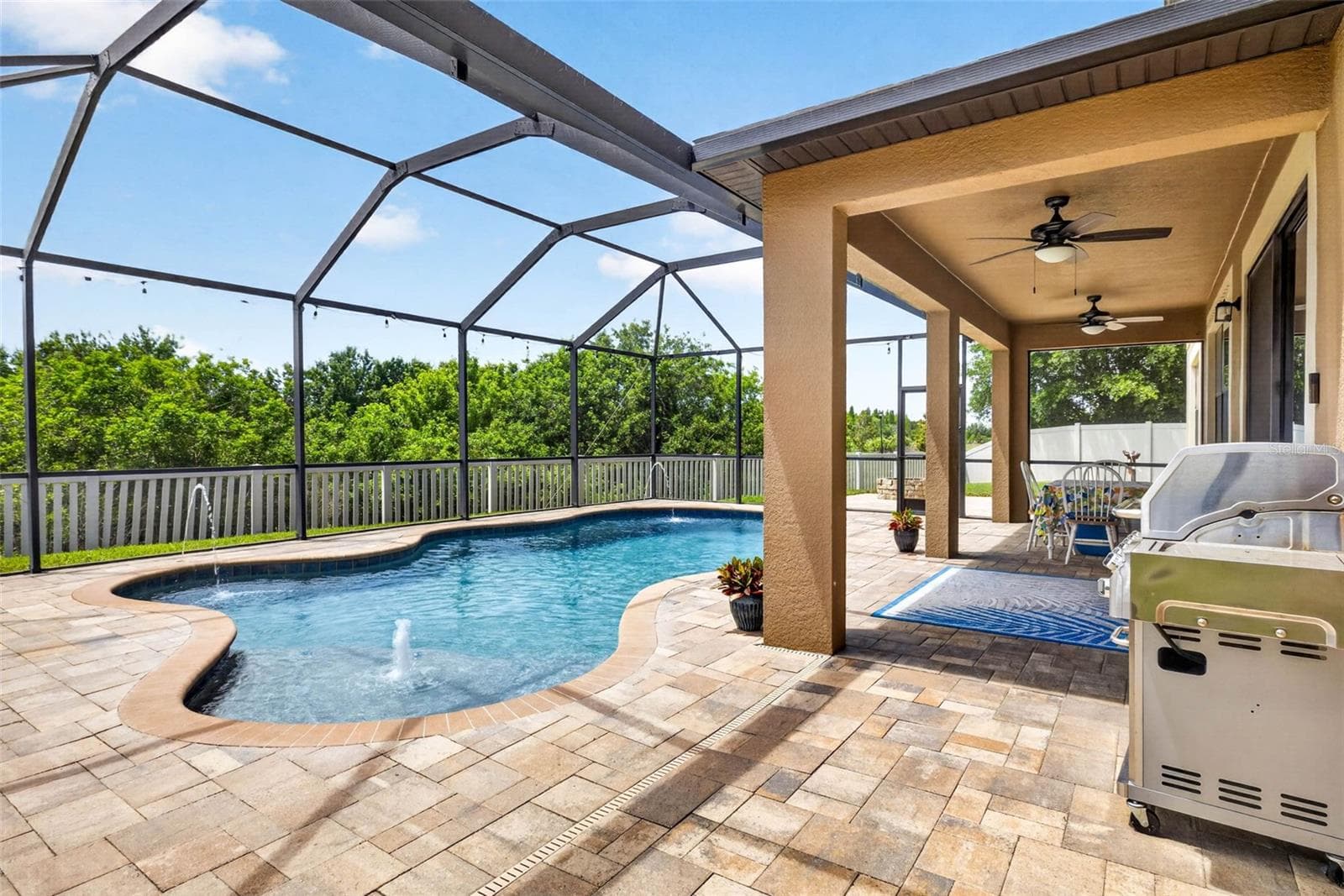 Single Family Residence at 11603 PALMETTO PINE ST, RIVERVIEW, photo 2 of 81