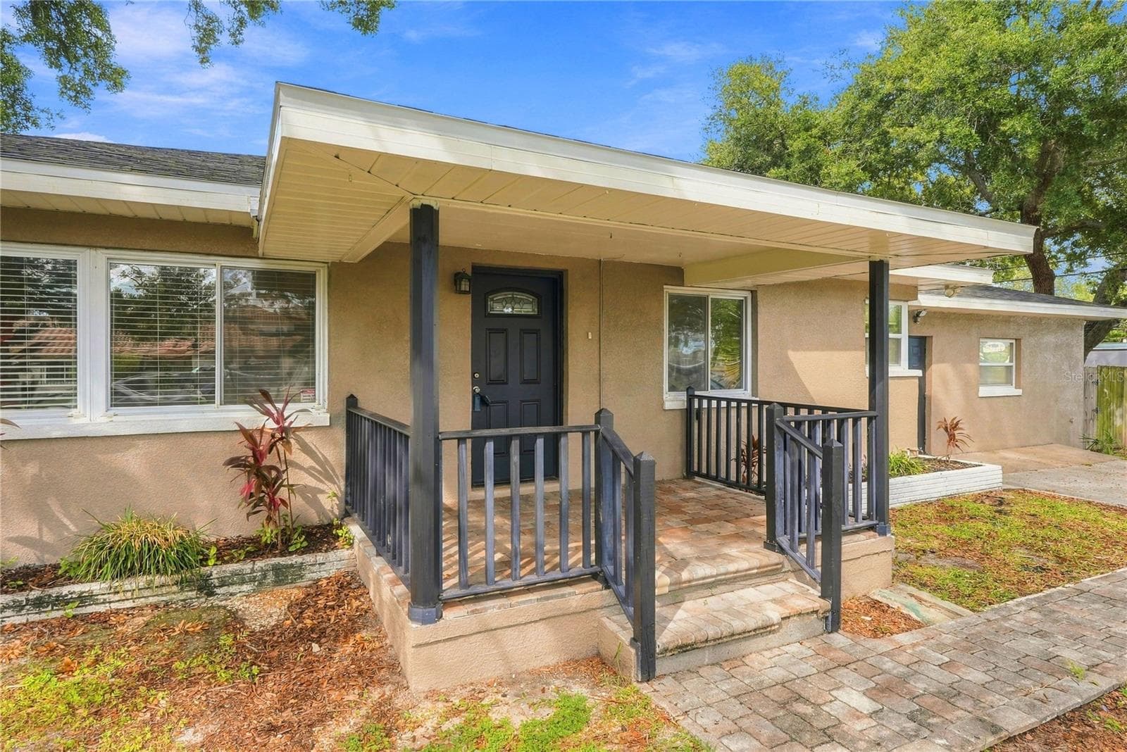 Single Family Residence at 10719 CHEROKEE DR, ST PETERSBURG, photo 5 of 40