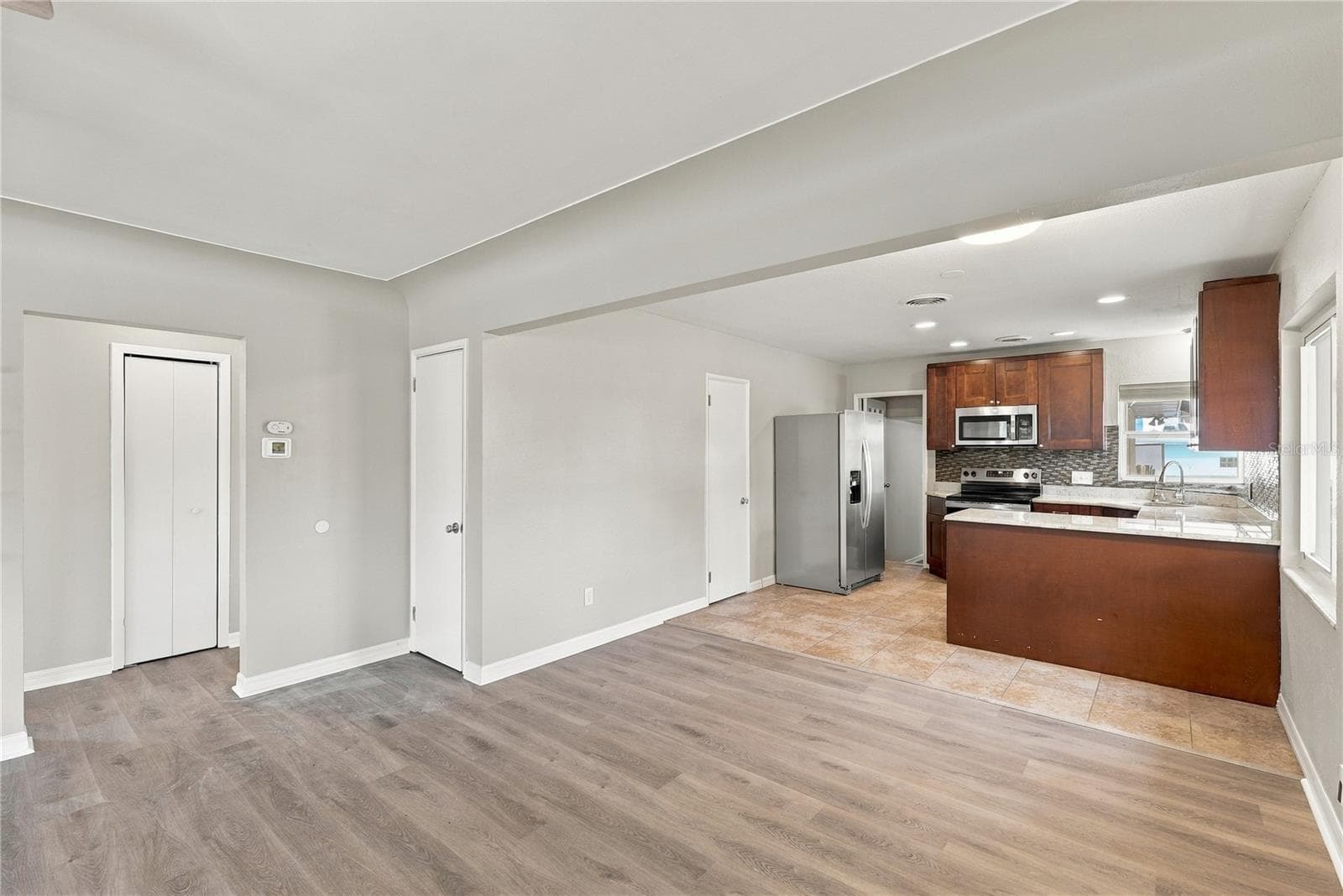 Single Family Residence at 10719 CHEROKEE DR, ST PETERSBURG, photo 12 of 40