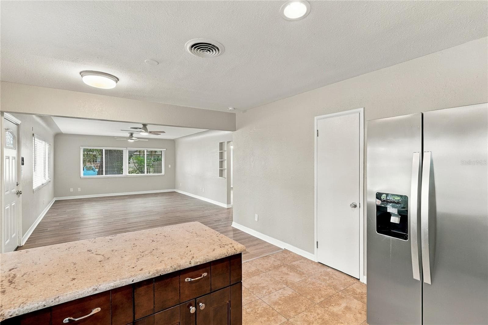 Single Family Residence at 10719 CHEROKEE DR, ST PETERSBURG, photo 16 of 40