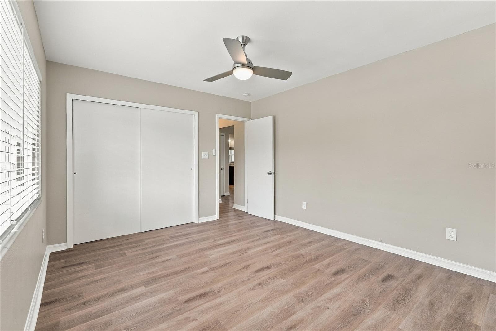 Single Family Residence at 10719 CHEROKEE DR, ST PETERSBURG, photo 29 of 40